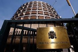 El Constitucional anula el decreto ley andaluz sobre desahucios por invadir competencias