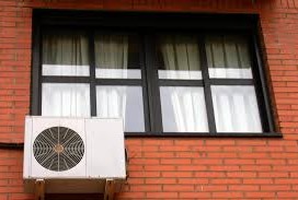 La preinstalación en la finca de un sistema de aire acondicionado limita el derecho a instalarlo en la fachada